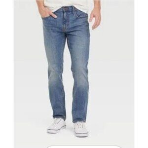 Goodfellow & Co Mens Straight Slim Fit Bllue Jeans W40 x L32 Light Wash Denim